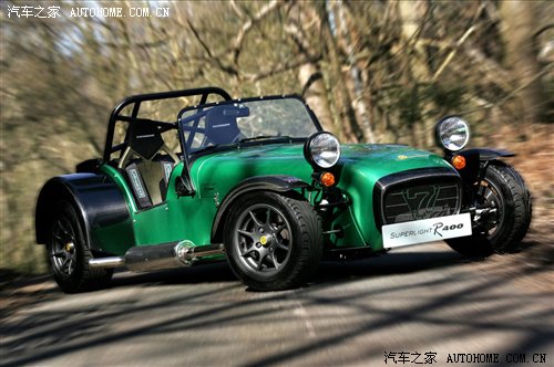 加速王公路赛车Superlight R400发布(图2)