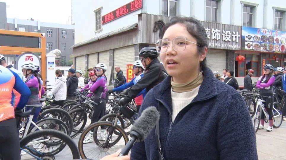 抚仙湖春日骑行 共赴全民健身之约(图1)