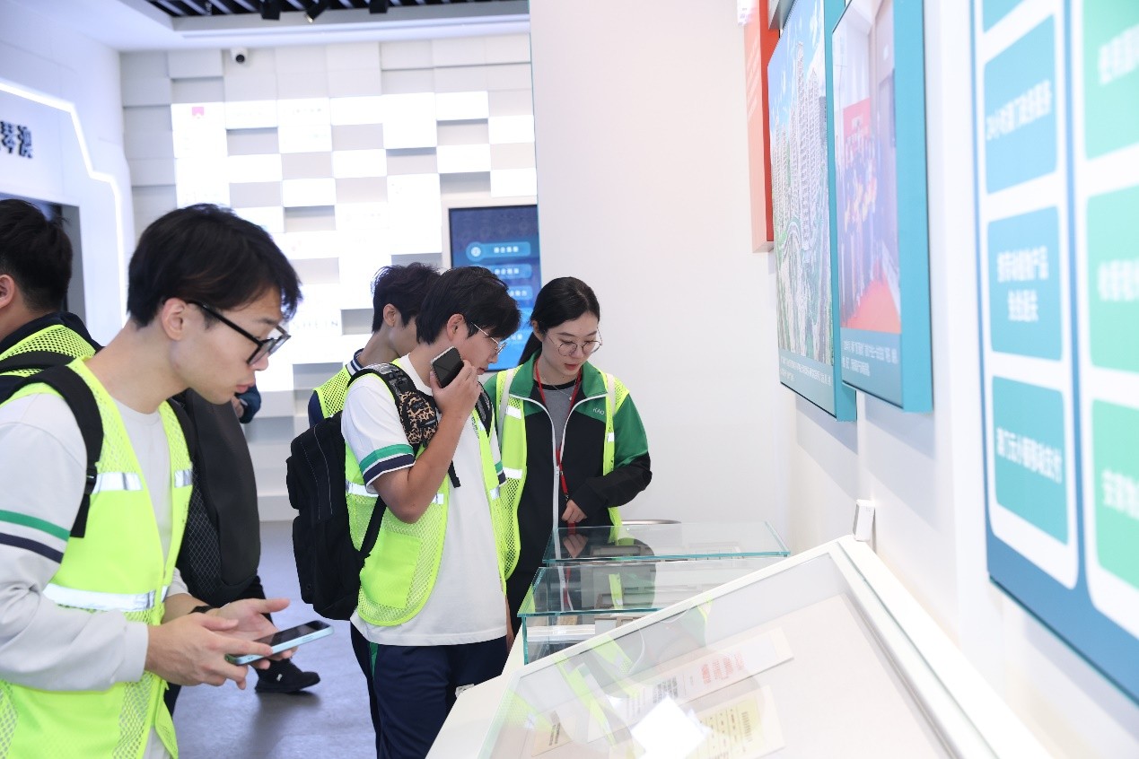 澳门教业中学开展“琴澳一体·深合发展”骑行研学活动(图2)