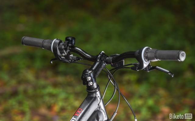 迪卡侬 ROCKRIDER ST100 山地车(图5)