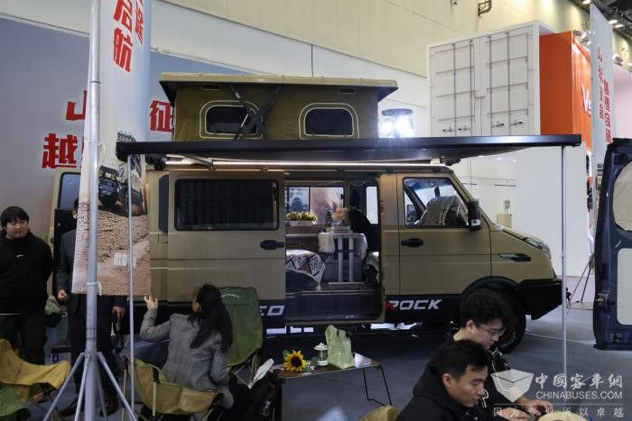 你好GT Show南京依维柯改装天团登场 解锁全地形征服力(图5)