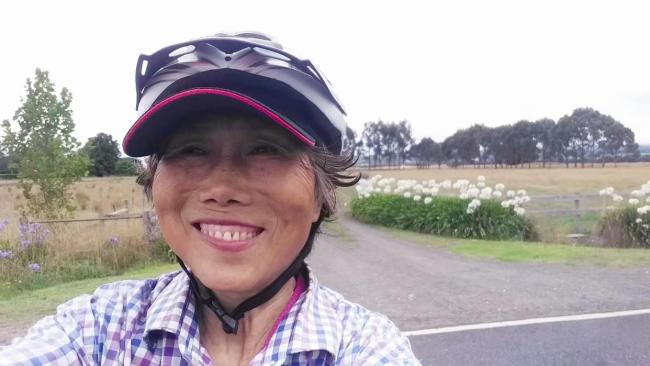 郑州骑行阿姨李冬菊时隔五年再出发 跨国骑行启新程(图2)